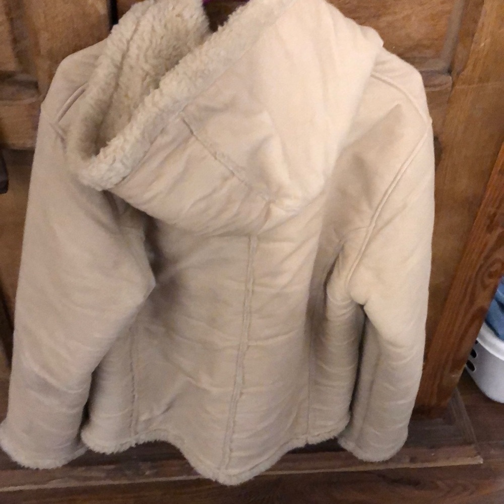 Tan jacket - Picture 2 of 3